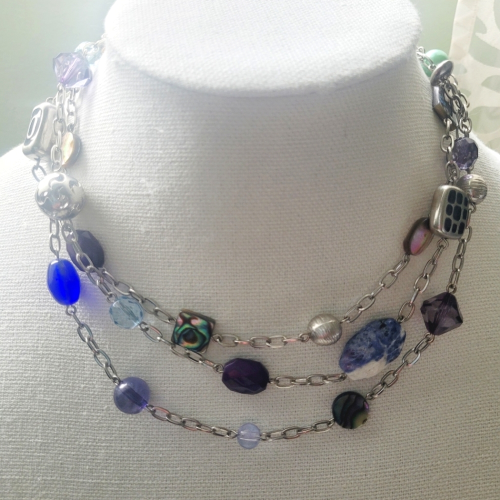 Lia Sophia necklace